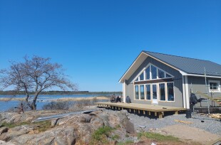 Sommarstuga image